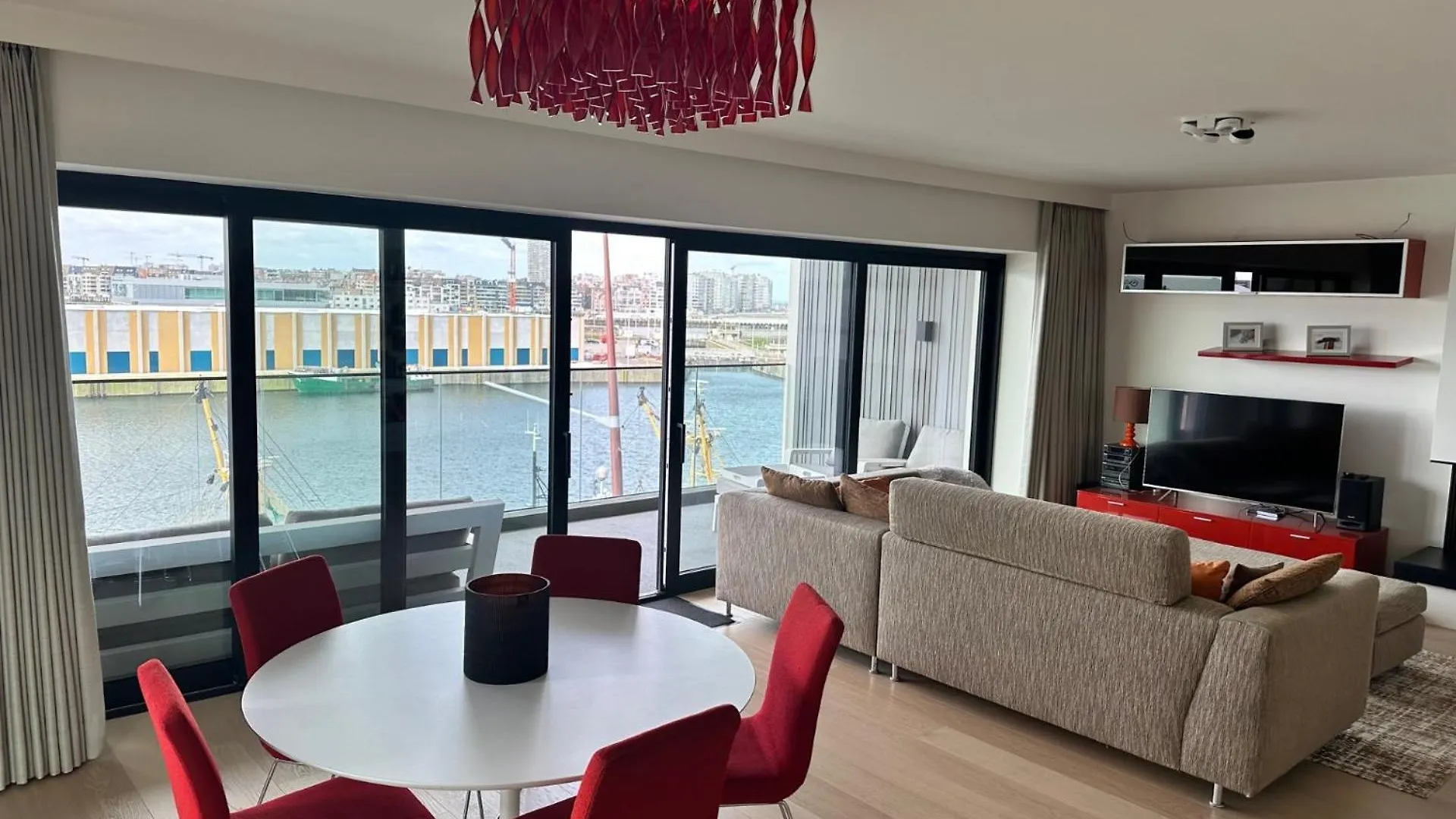 Open Zicht Op Stad Oostende En Zee/Strandzicht, Groot Zuidterras, 3 Slpks, 125M², Dubbele Garage 0*, Ostend Belgium