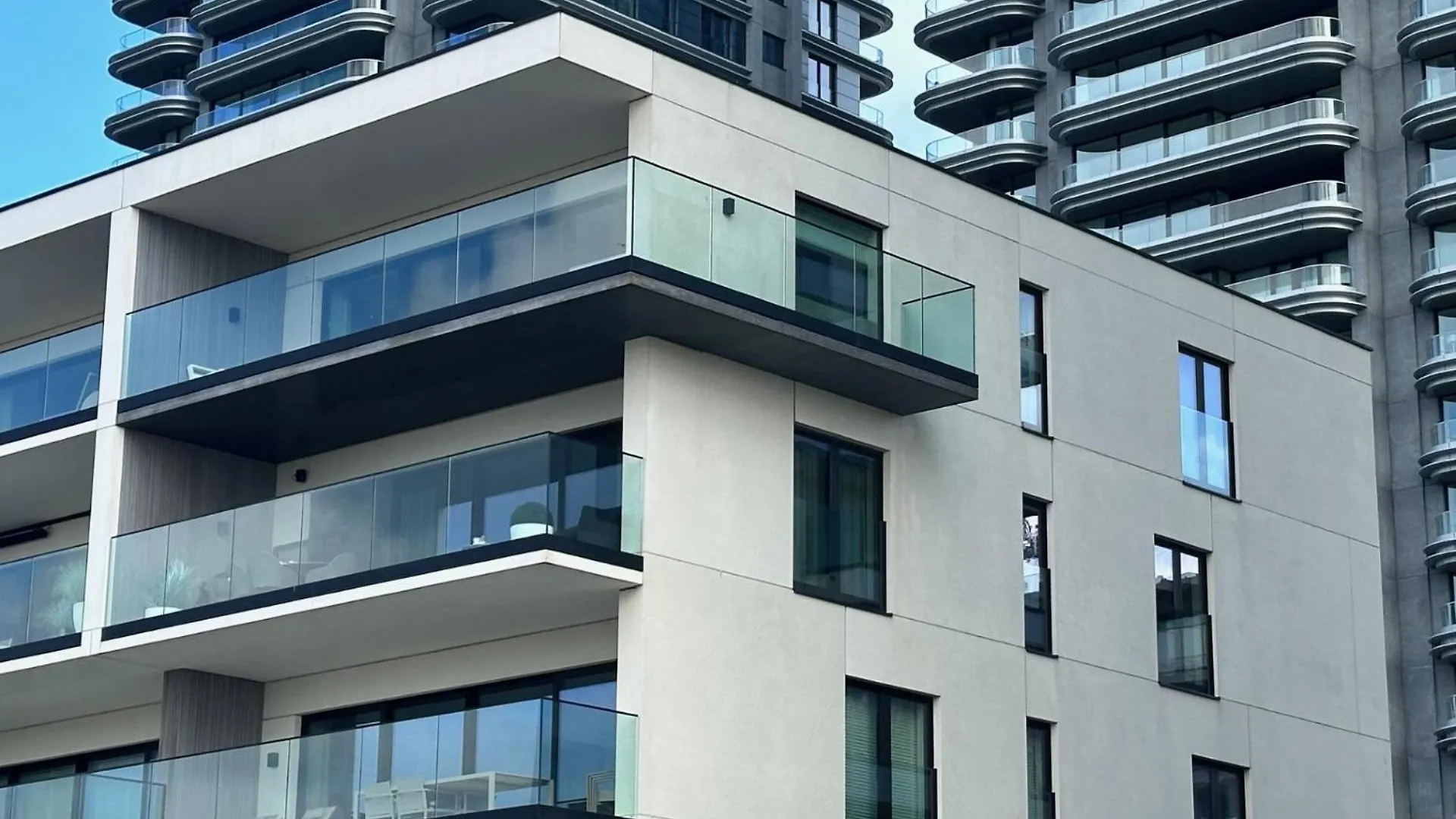 Apartment Open Zicht Op Stad Oostende En Zee/Strandzicht, Groot Zuidterras, 3 Slpks, 125M², Dubbele Garage Belgium